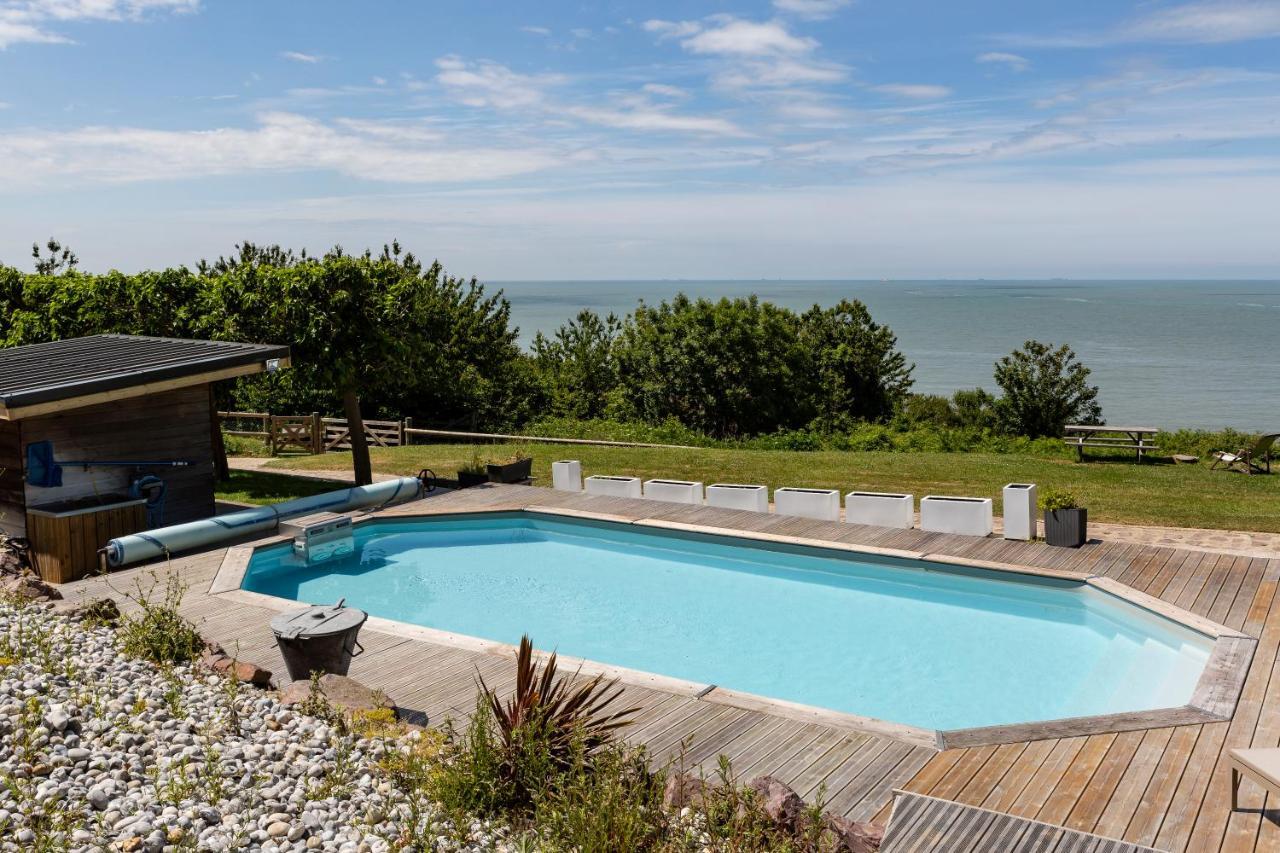 Domaine Du Grand Bec Bed & Breakfast Villerville Exterior photo